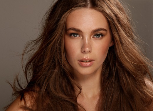 KSAVI - Mobile Makeup Artist in London - Bronze